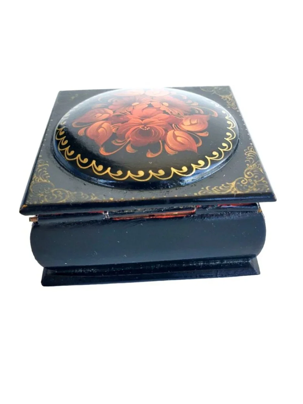 Hand Painted Russian Signed Lacquer Wood Trinket Jewelry Box